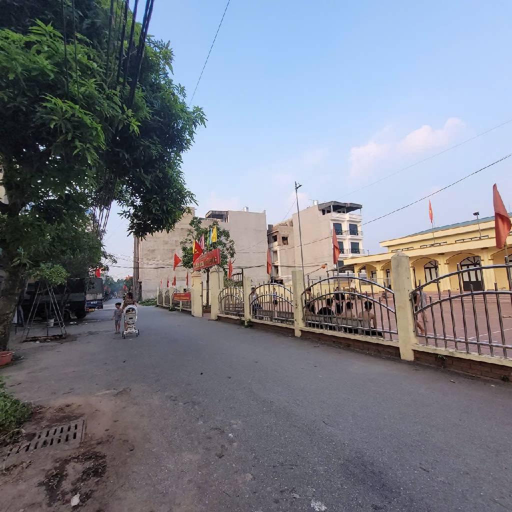 85M YÊN NGHĨA HÀ ĐÔNG CHỈ HƠN 5 TỶ - Ô TÔ TRÁNH -GIAO THÔNG THUẬN TIỆN -KHU DÂN CƯ  PHÁT TRIỂN MẠNH