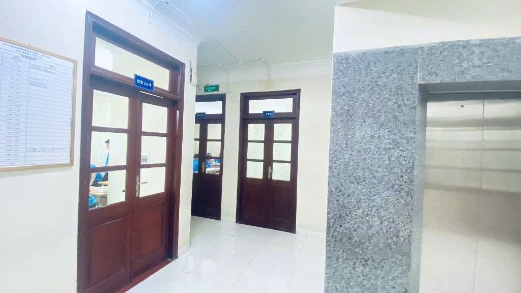 DƯ DỤ THANH OAI 268M CHỈ HƠN 24 TỶ - TÒA NHÀ 5 TẦNG - THANG MÁY - DÒNG TIỀN CAO - ĐANG CHO THUÊ -Ô