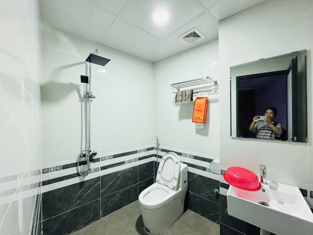 nhà mới thạch bích thanh oai hà nội _46m phân lô oto tránh _vào nhà _đường thông _khu đông dân _an