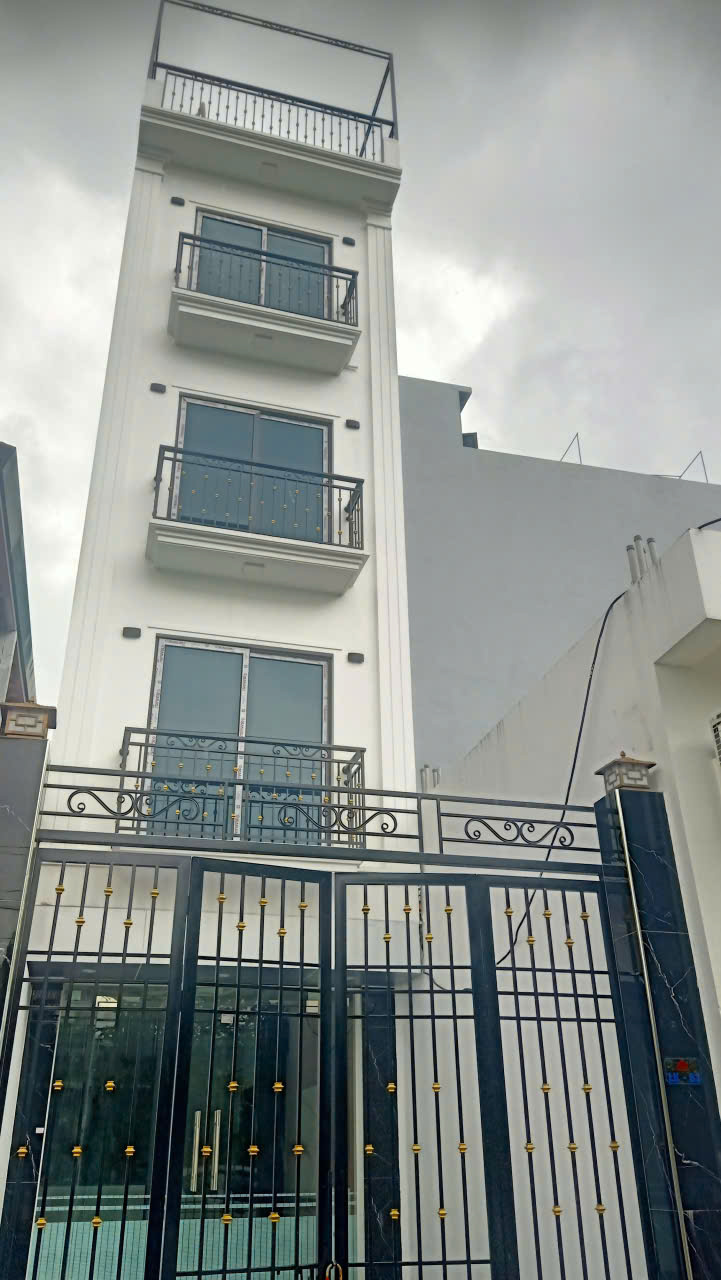 nhà mới thạch bích thanh oai hà nội _46m phân lô oto tránh _vào nhà _đường thông _khu đông dân _an