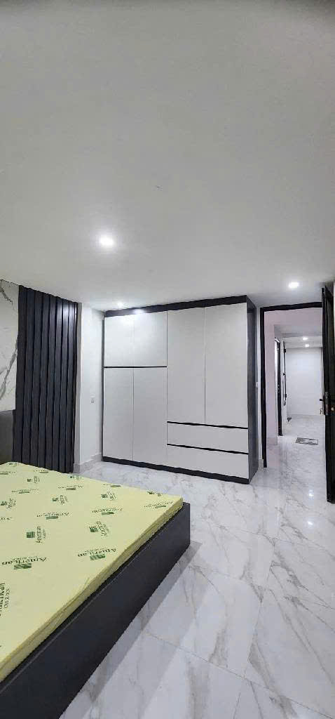 ba la hà đông 41m chỉ hơn 6Đ _3 bước chân ra mặt phố _ đầy đủ tiện ích _ giao thông thuận tiện đi