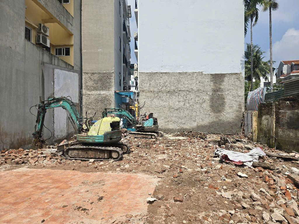 quang trung hà đông 45m_phân lô ,2 thoáng_vài bước chân ra ô tô tránh