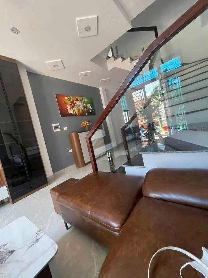 bình minh thanh oai 40m _4 tầng full nội thất _50m ra bãi đỗ oto_hàng xóm thân thiện