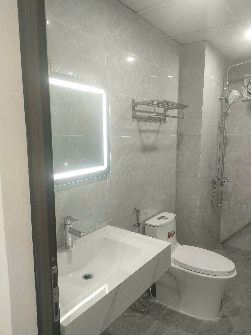 CỰC HIẾM HÀ TRÌ _ HÀ ĐÔNG _LÔ GÓC 49M NHỈNH 8 TỶ  _VỀ Ở NGAY