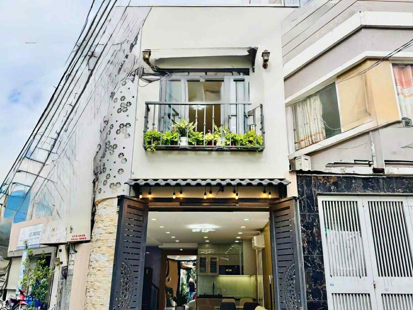 Bán nhà mặt tiền đường Duy Tân, quận Phú Nhuận, TP HCM bớt lộc 5.3 tỷ chốt lẹ tay rinh ngay nhà đẹp