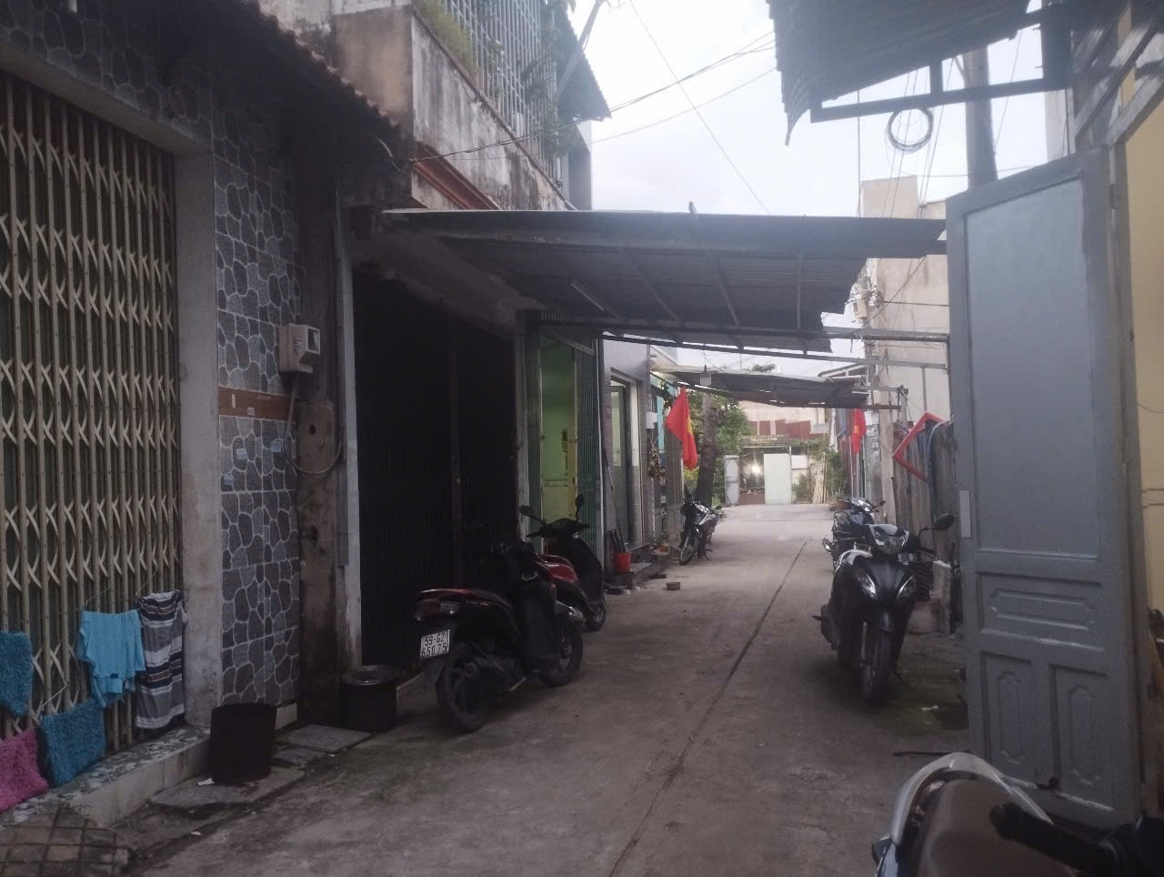 1301 **CHỈ 2TỶ 3 CÓ NGAY NHÀ 46m2 - SỔ HỒNG RIÊNG- SÁT BV Q12