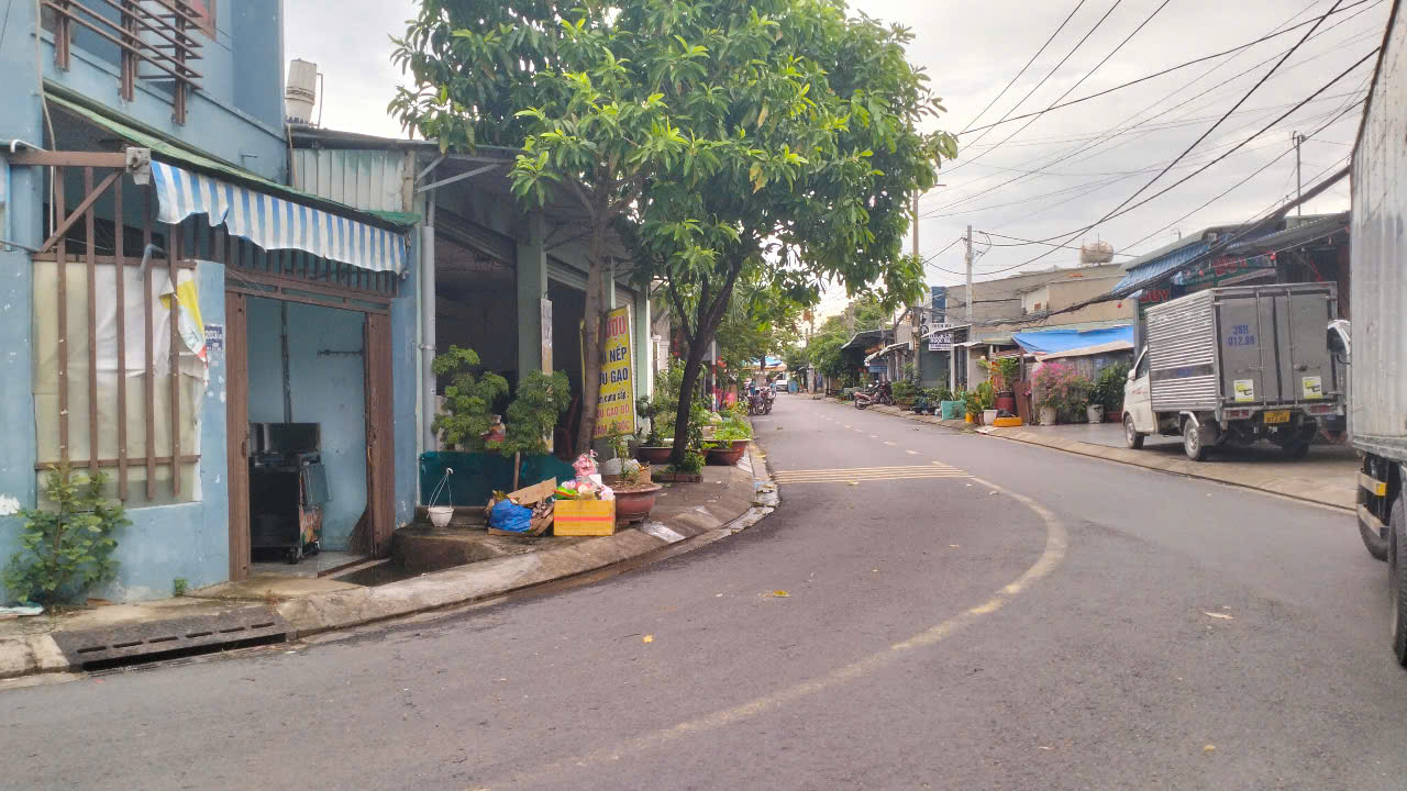 1202- NHÀ MỚI TINH- HƠN 3 TỶ XÍU- DỌN VÀO Ở NGAY