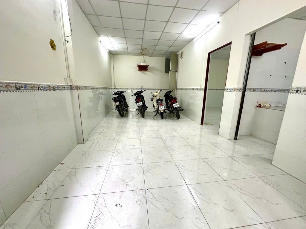 MUA ĐẤT ĐƯỢC NHÀ 100m2-  *GẦN NGÃ 3 ĐÔNG QUAN- Giá tốt Chỉ hơn *4 HÀO