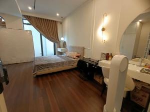 TẶNG NHÀ KHI MUA ĐẤT 70m2--NGAY KHU SẦM UẤT BIA TIGER--CHỈ 2T**TIỆN XÂY MỚI