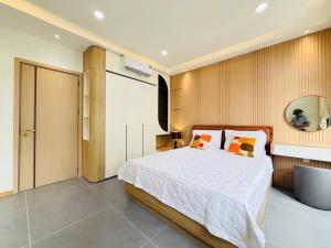 NHÀ CẤP 4- HẺM XE HƠI CHẠY THÔNG-  1/ ĐƯỜNG NGUYỄN THỊ BÚP, NGAY HIỆP THÀNH CITY - CHỈ 4.x