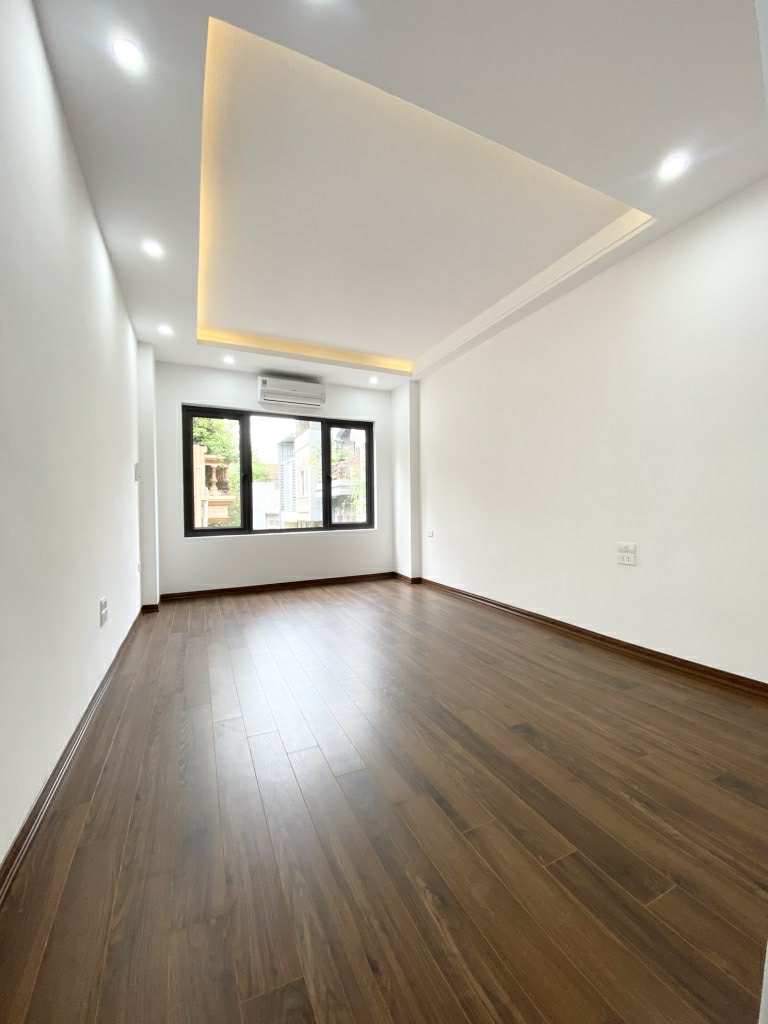 BÁN NHÀ ĐỊNH CÔNG 33M,5 TẦNG CHỈ 8,3 TỶ