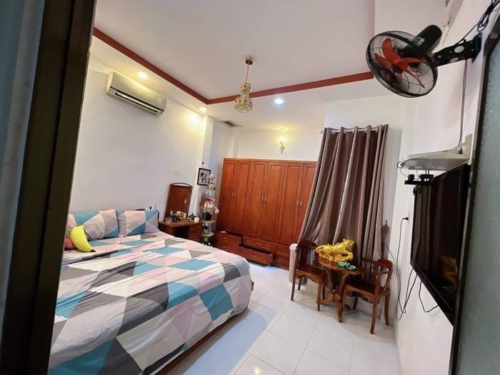 gang 4 Dài 15(CN 60m2) Cạnh Nguyễn Thị Thập .Chỉ 4T