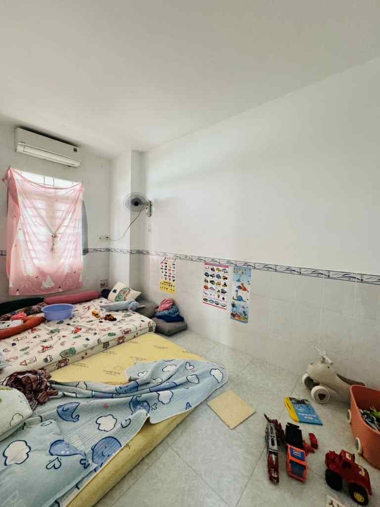 Hàng Đẹp chuẩn ngay P1 Q8 Dương Bá Trạc Giá 5T nhỉnh