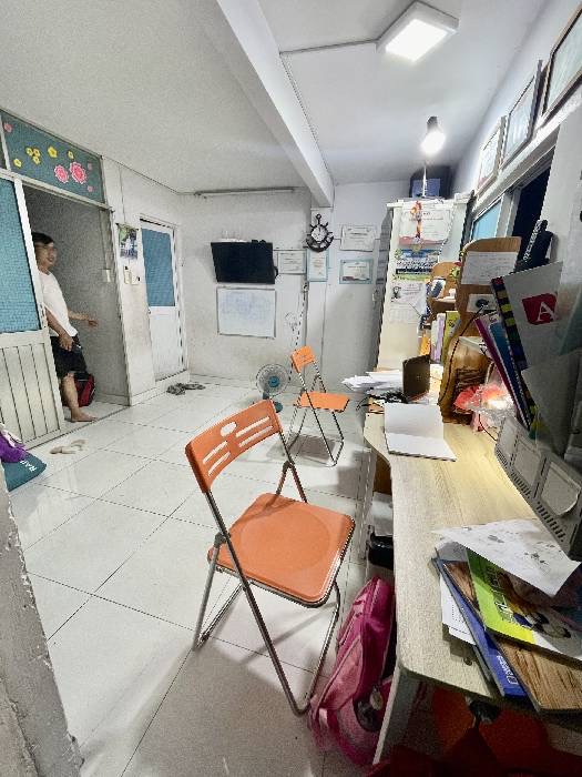 Bán nhà đường Nguyễn Thị Thập Q7 2 tỉ nhỉnh