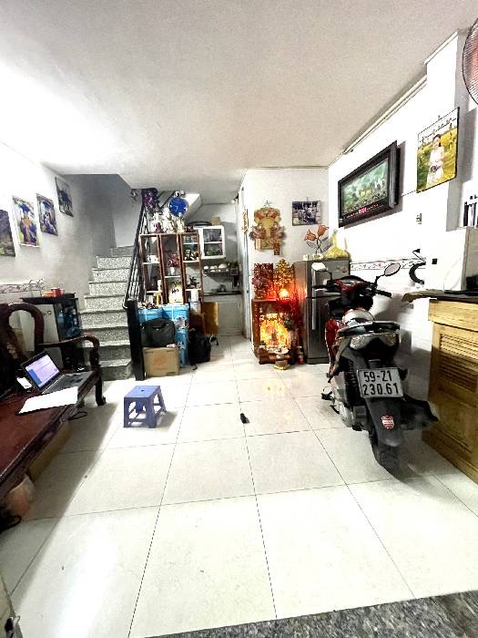 Bán nhà đường Nguyễn Thị Thập Q7 2 tỉ nhỉnh