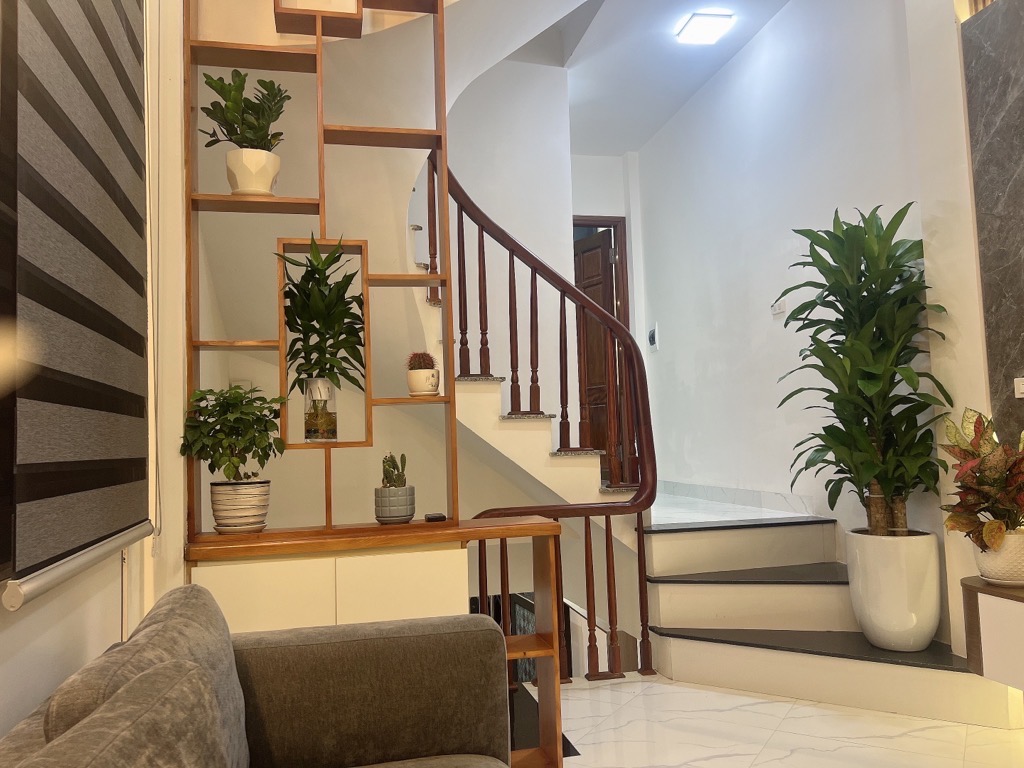 BÁN NHÀ ĐẸP KIẾN HƯNG – DÂN XÂY Ở KỸ 46m² x 5 tầng