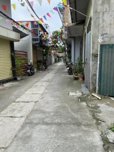 Bán nhà Dương Nội Hà Đông DT 170m2 nhà cấp 4 mặt tiền 5,5m 5 tỷ.