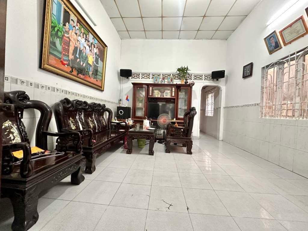 NGAY GA METRO BÌNH THÁI - ĐẶNG VĂN BI - 4PN  NGANG 5.2M  97M - CHỈ 4.3 TỶ TL