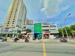 NGAY GA METRO BÌNH THÁI - ĐẶNG VĂN BI - 4PN  NGANG 5.2M  97M - CHỈ 4.3 TỶ TL