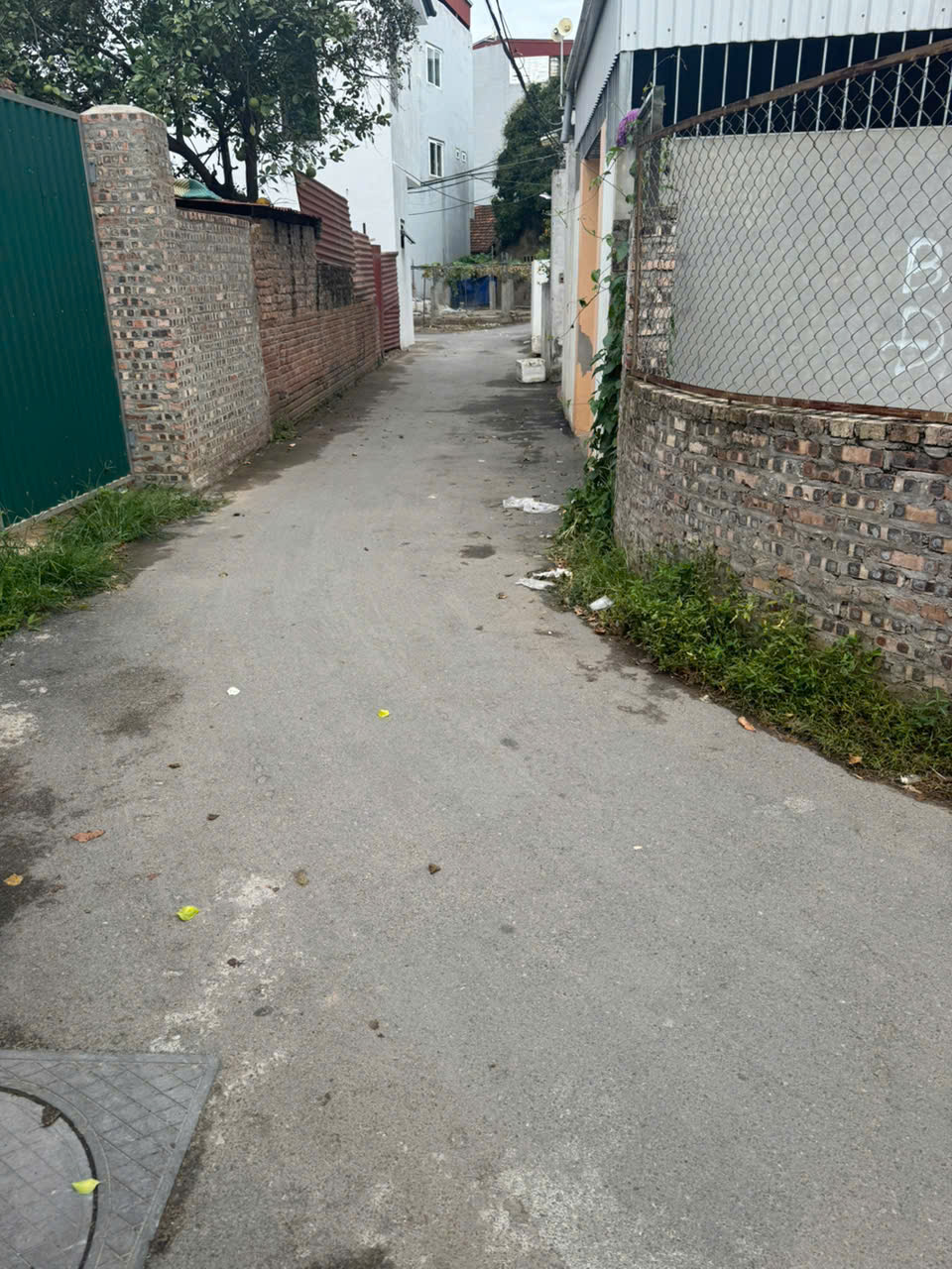 HẠ TRẠI - CỰ KHỐI -Lô góc hiếm – Sổ đỏ chính chủ – Ô tô đỗ tận đất