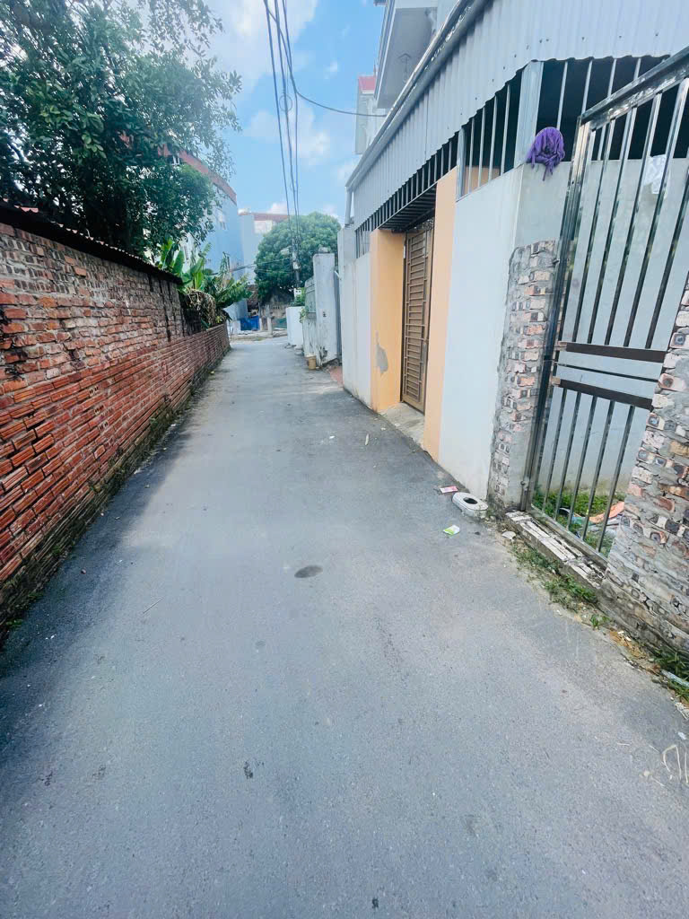 Đất lô góc vuông – Hạ Trại - Cự Khối -  tiềm năng tăng giá mạnh