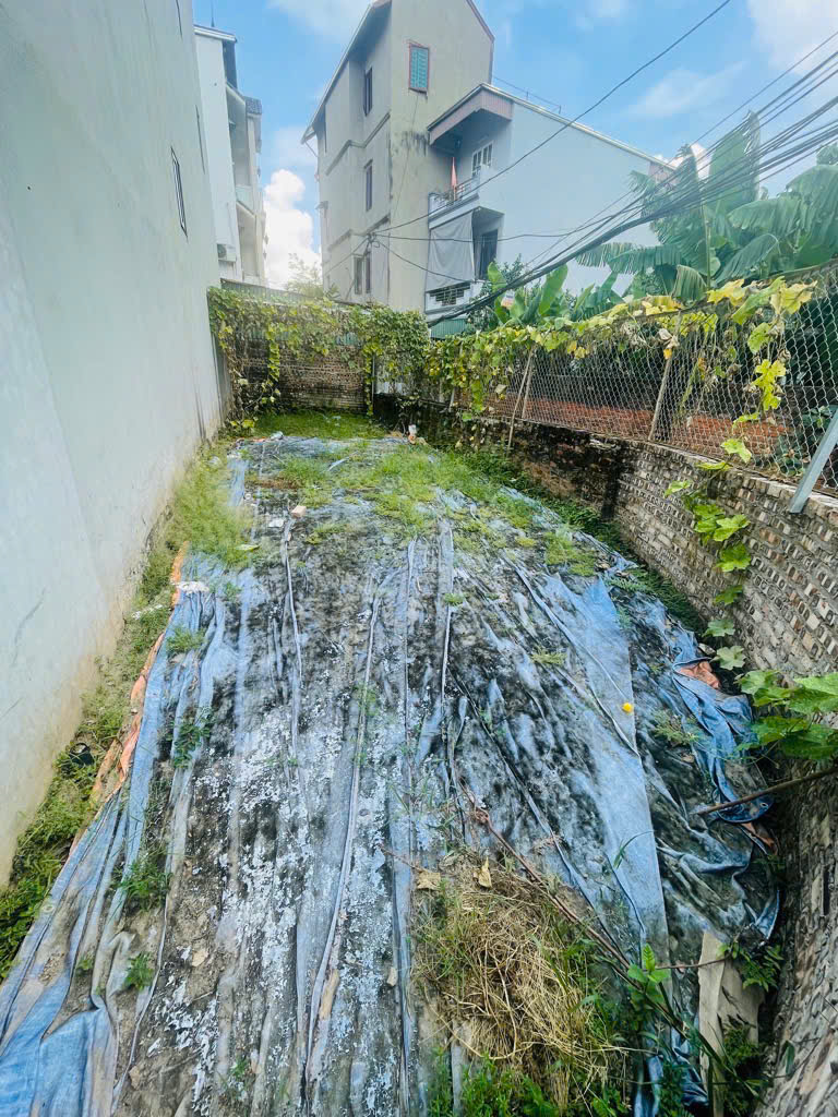 Đất lô góc vuông – Hạ Trại - Cự Khối -  tiềm năng tăng giá mạnh