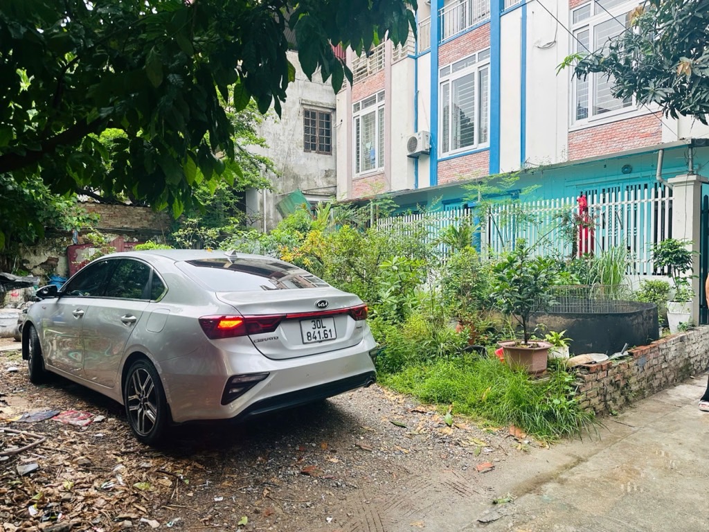 Chỉ 5.25 tỷ có ngay 43m² đất Trâu Qùy – mặt tiền 3.6m – ngõ ô tô vào tận nơi