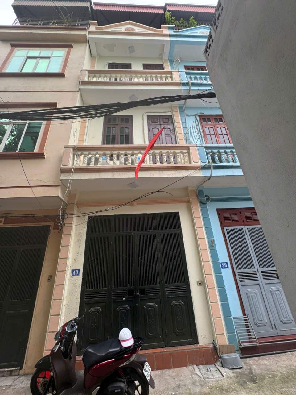 Bán nhà 4 tầng phố Hoa Lâm – Long Biên – ô tô đỗ cửa – sổ đỏ chính chủ