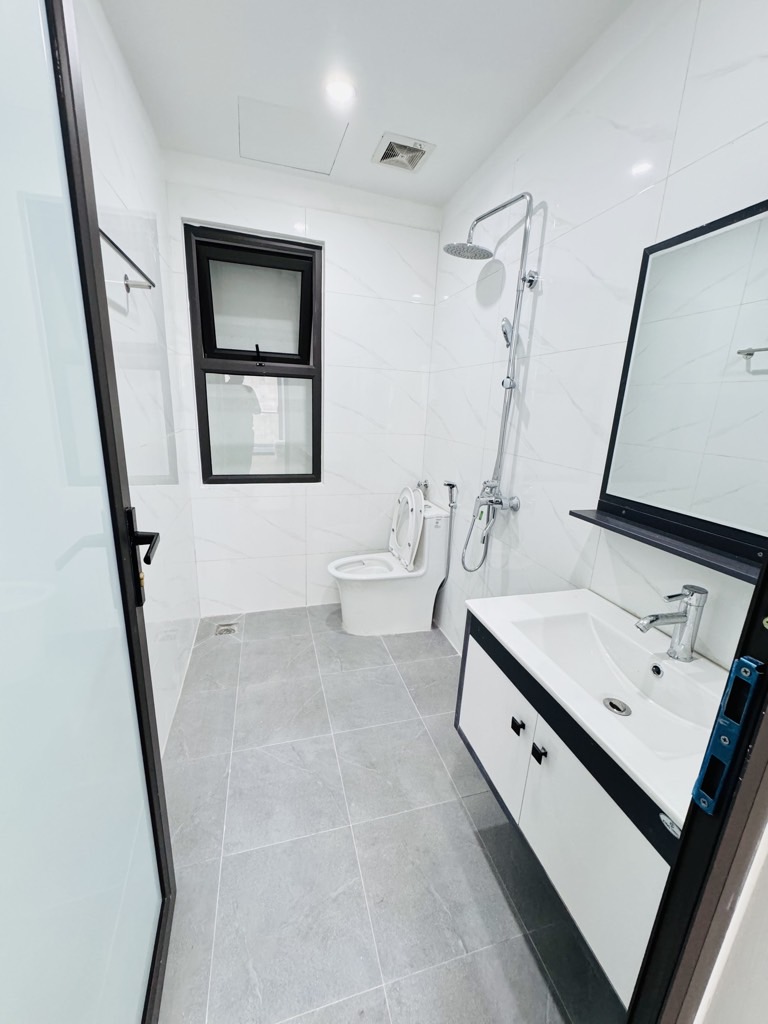 Bán nhà Hoa Lâm – Việt Hưng – 6 tầng thang máy – 40m² – Nhỉnh 8 tỷ