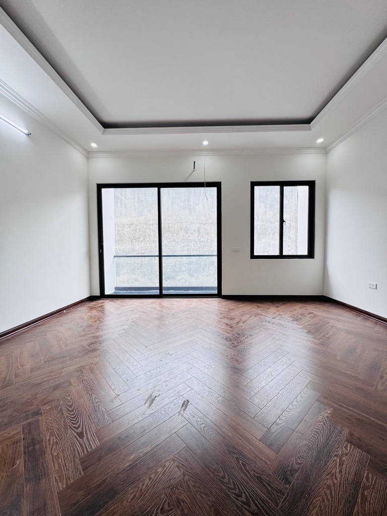 Bán nhà Hoa Lâm – Việt Hưng – 6 tầng thang máy – 40m² – Nhỉnh 8 tỷ