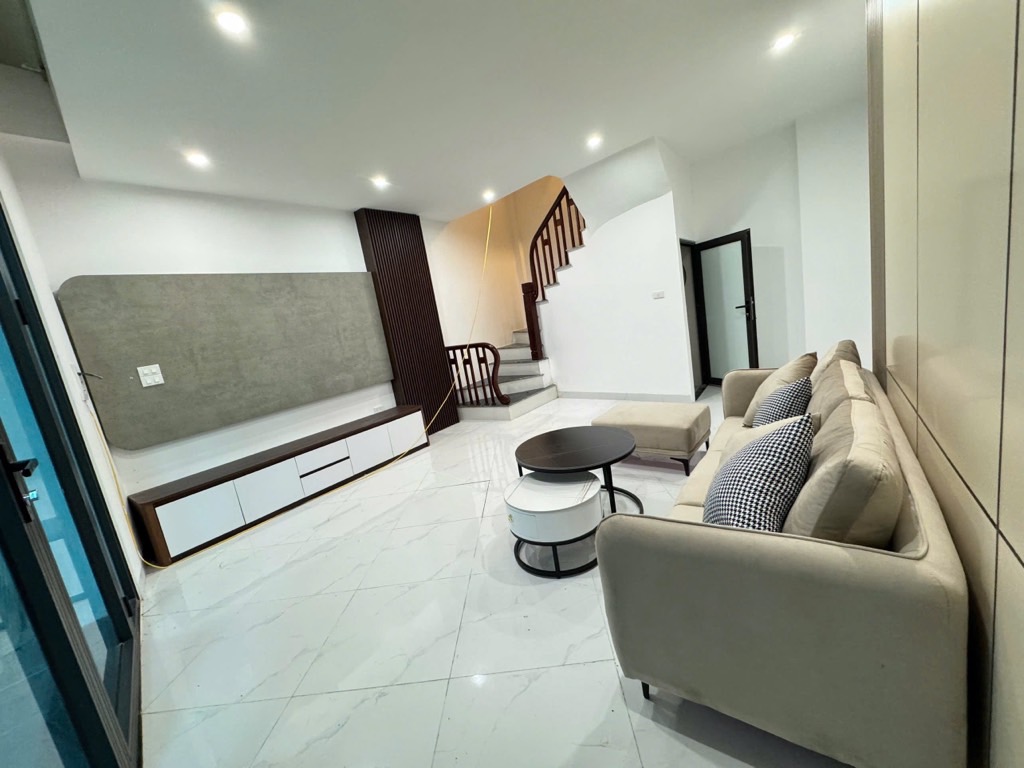 Bán nhà đẹp Phúc Đồng – Long Biên | 6 tầng – mặt tiền 4.5m – full nội thất – pháp lý rõ ràng