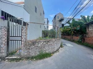 HẠ TRẠI - CỰ KHỐI -Lô góc hiếm – Sổ đỏ chính chủ – Ô tô đỗ tận đất