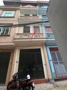 Bán nhà 4 tầng phố Hoa Lâm – Long Biên – ô tô đỗ cửa – sổ đỏ chính chủ