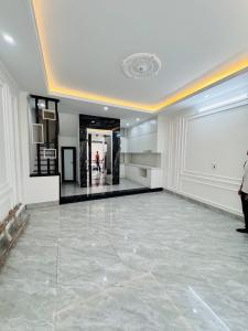 Bán nhà Hoa Lâm – Việt Hưng – 6 tầng thang máy – 40m² – Nhỉnh 8 tỷ