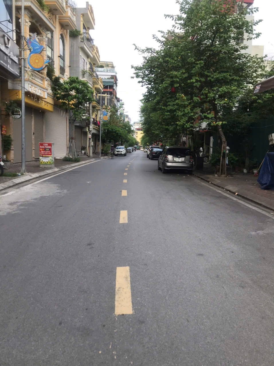 TRUNG TÂM HUYỆN THANH TRÌ 40m2/ 5 TẦNG DÂN XÂY KIÊN CỐ CÒN RẤT MỚI CHỈ 6,5 TỶ.