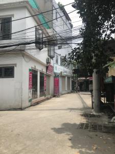 TRUNG TÂM HUYỆN THANH TRÌ Ô TÔ TẢI TRÁNH, ĐỖ CỬA, KINH DOANH, DÒNG TIỀN 25TR/THÁNG 
- 3 THOÁNG