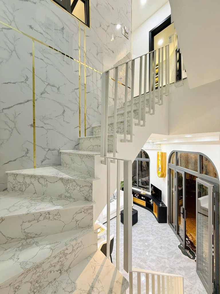 Khu vip cao tầng - lô góc 2 mặt tiền không lộ giới - hẻm xe tải thông bờ kè - nhà mới cực đẹp