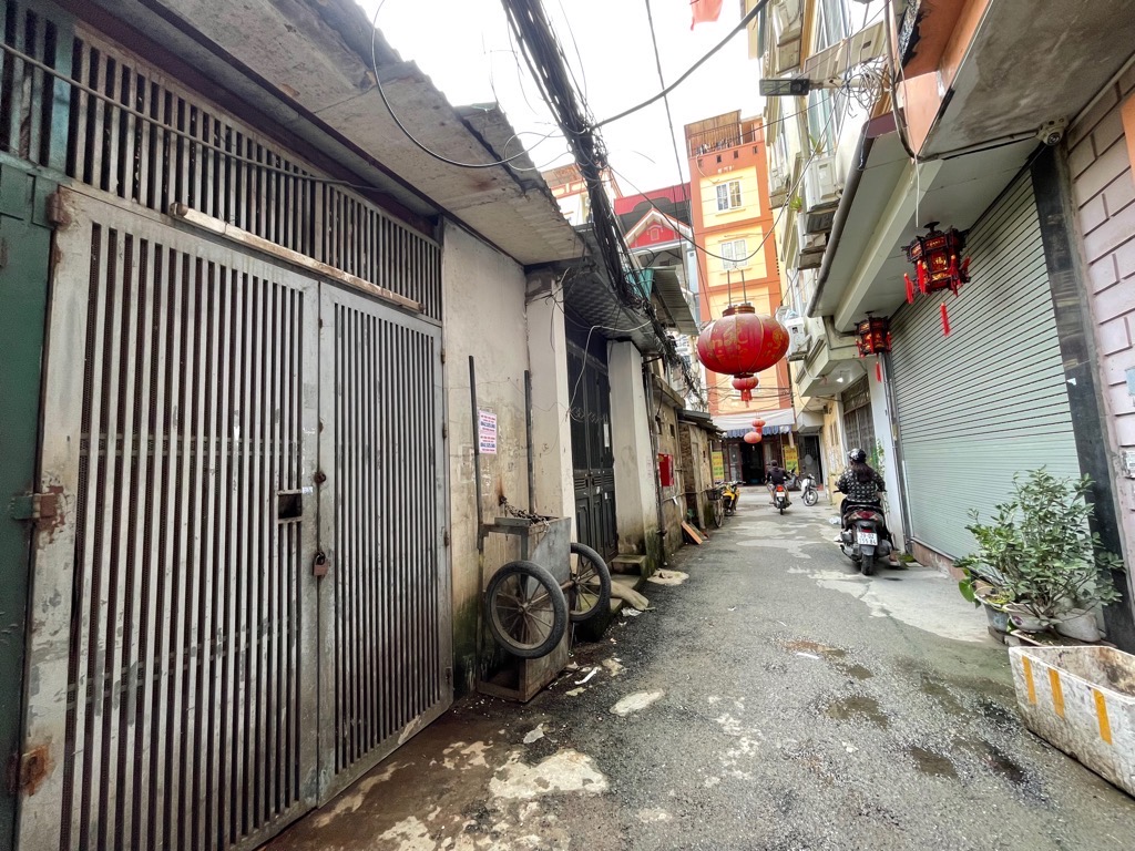 BÁN NHÀ C4 ĐƯỜNG MỄ TRÌ HẠ, NAM TỪ LIÊM - CÁCH ĐƯỜNG Ô TÔ 10M