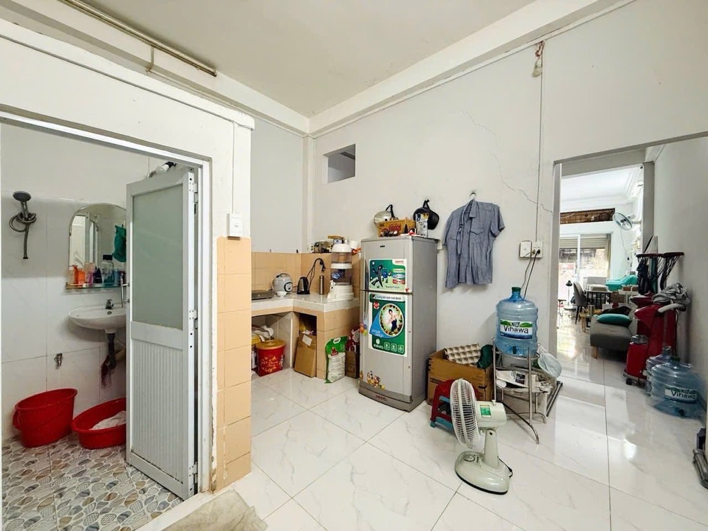 MẶT TIỀN KINH DOANH ĐA NGÀNH