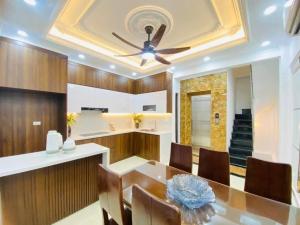 HÀNG HIẾM-OTO VÀO NHÀ-NỘI THẤT ĐẸP LONG LANH, NHÀ TẠI PHƯƠNG CANH 5T TẦNG, SỔ ĐỎ SẴN GD, NHỈNH 8 TỶ