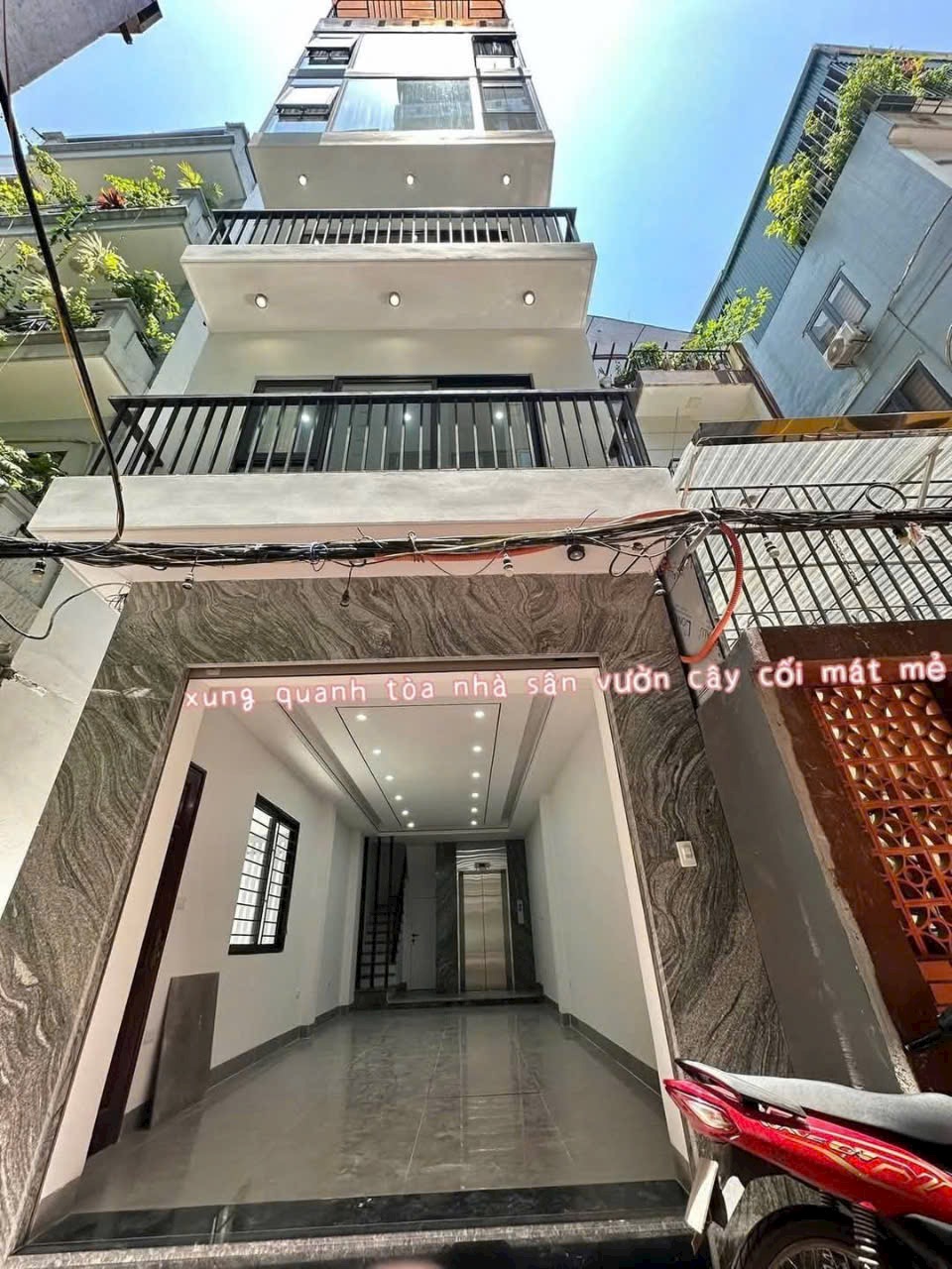 Hoa hậu Ngọc Thụy mới tinh ,lô góc