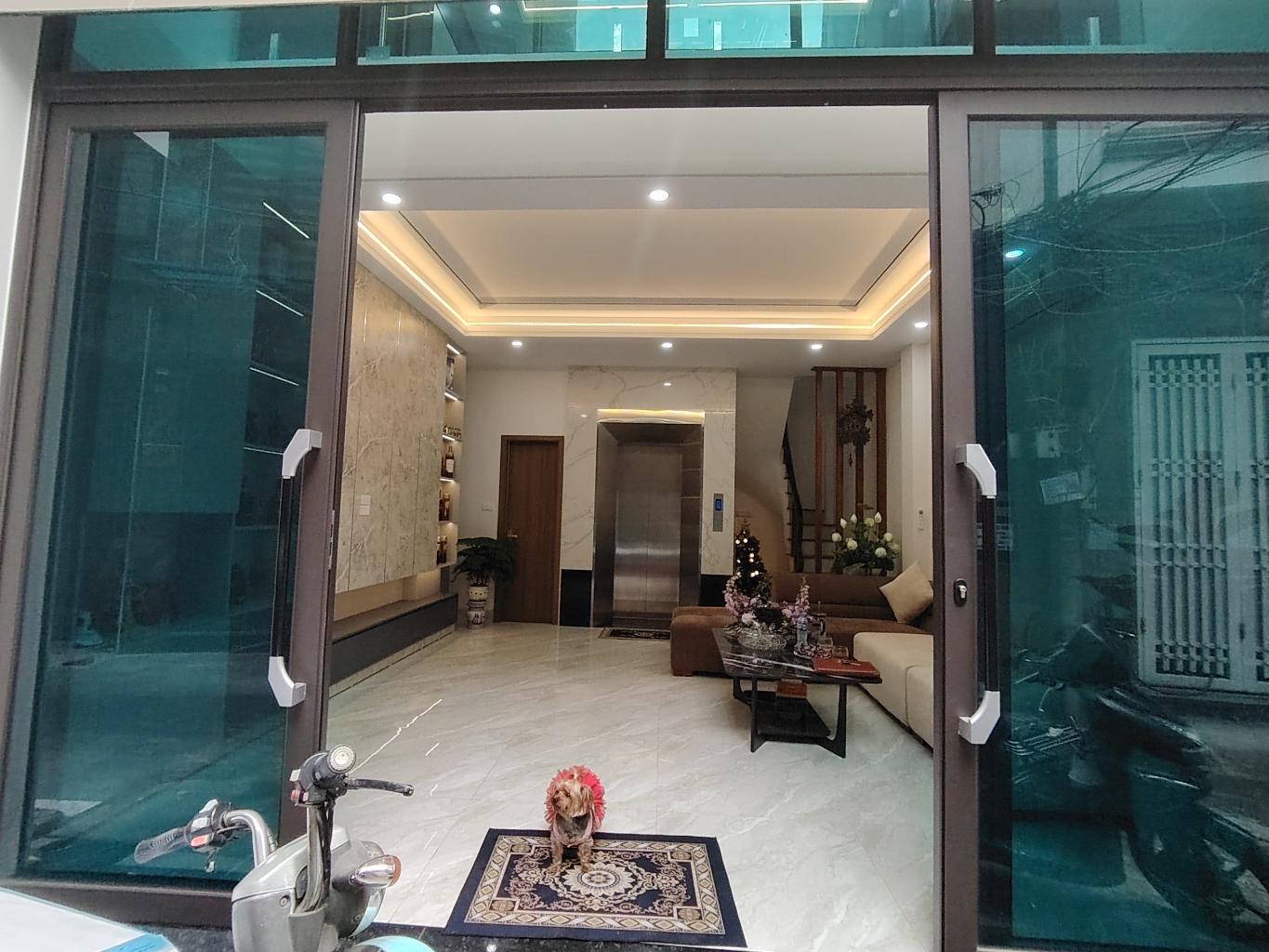 Bán nhà Bồ Đề đẹp Lô góc ô tô đỗ cửa