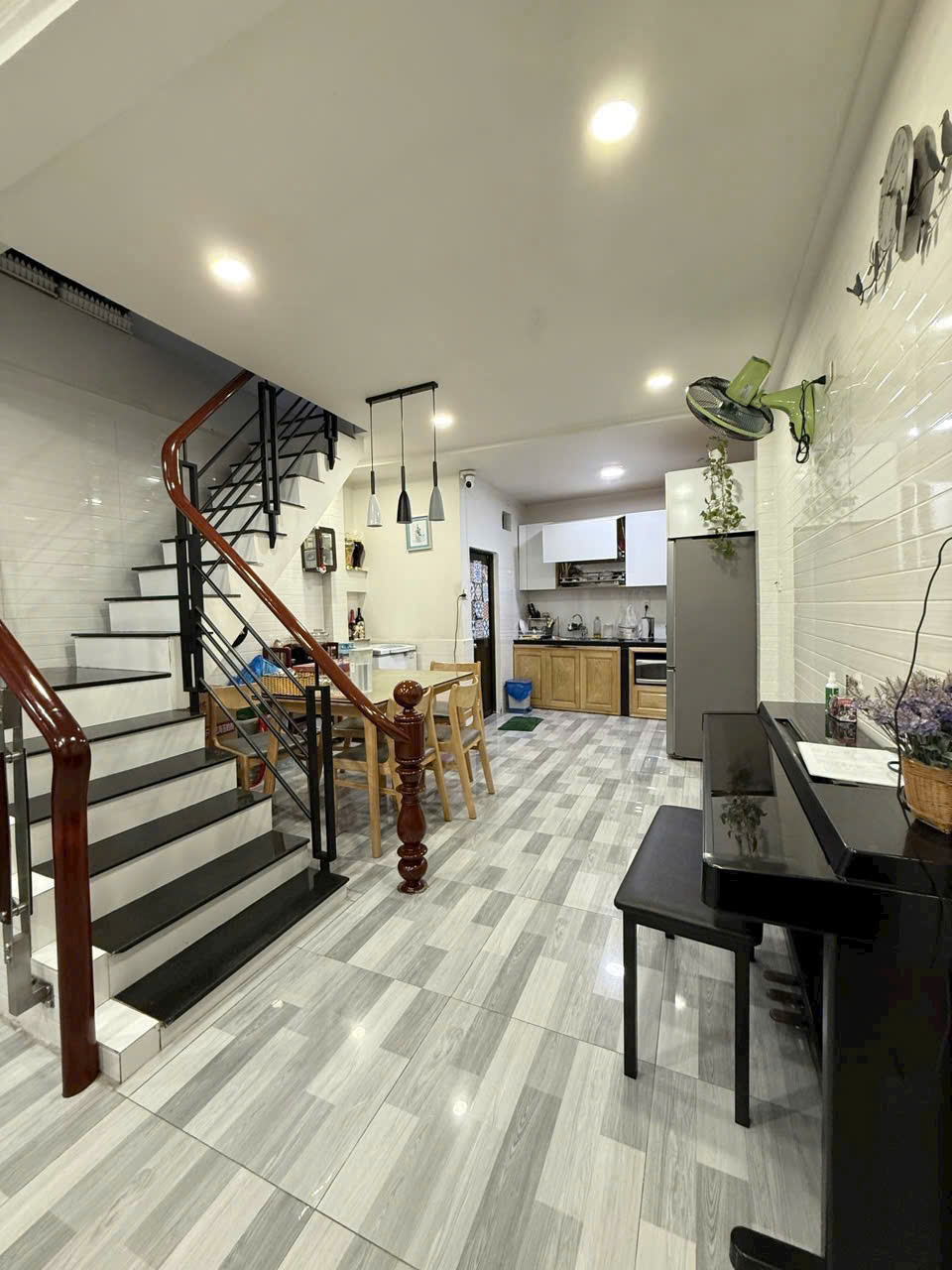 BÁN NHÀ QUANG TRUNG - DT SỬ DỤNG 100M2 - NGAY COOPMART - CHỈ 4,2 TỶ