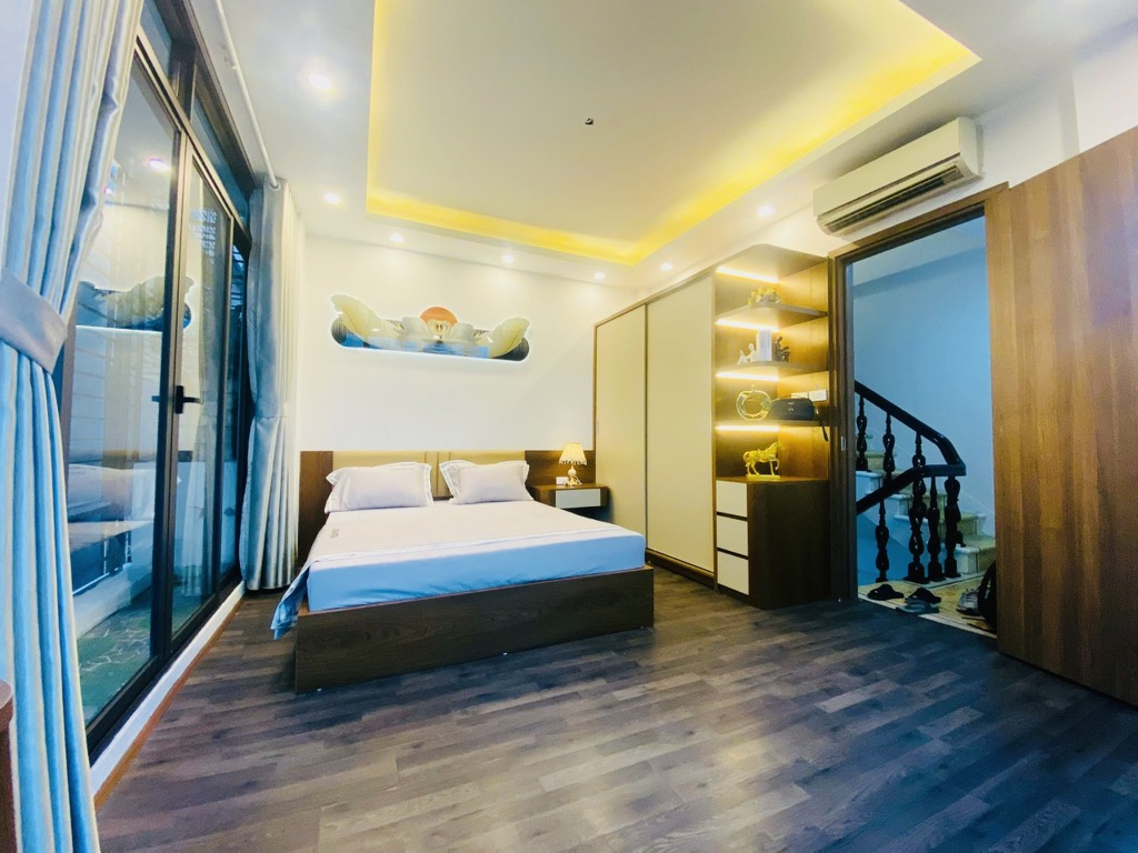 Siêu Phẩm Xuân Thủy Cầu Giấy 33m 5 tầng 9.5 tỷ