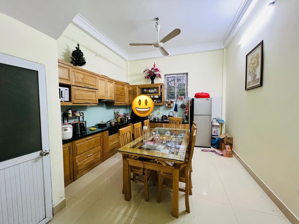 Bán nhà riêng tại Cầu Cốc, 114 triệu / m2, 52 m2, 4PN, 3WC, mặt tiền 4m