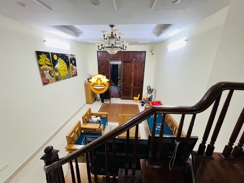 Bán nhà riêng tại Cầu Cốc, 114 triệu / m2, 52 m2, 4PN, 3WC, mặt tiền 4m