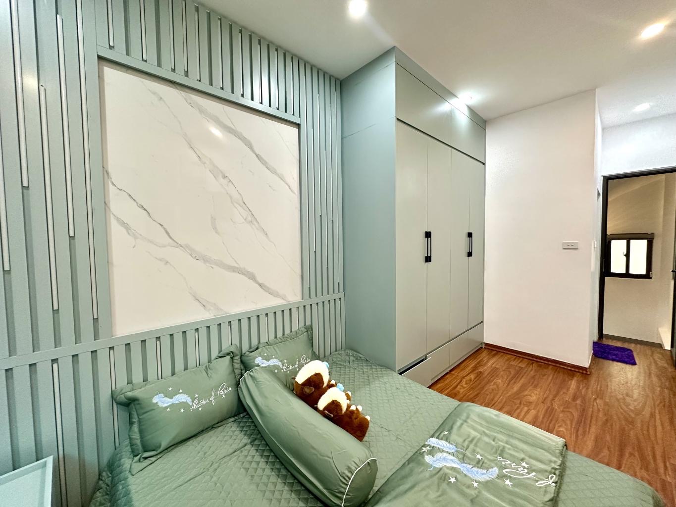 Nhà đẹp định công thượng đầy đủ tiện nghi