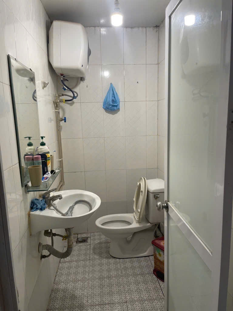 Hơn 60m2 Tây Hồ quận chưa đến 3 tỷ!!!