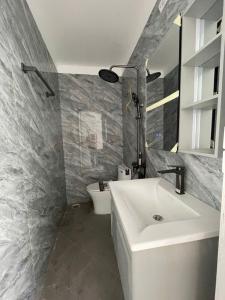 Siêu phẩm Ba Đình, Nhà đẹp mới xây, MT rộng rãi