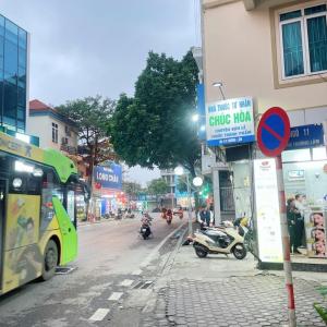 Bán nhà mặt phố Trường Lâm Long Biên MT 6.5m